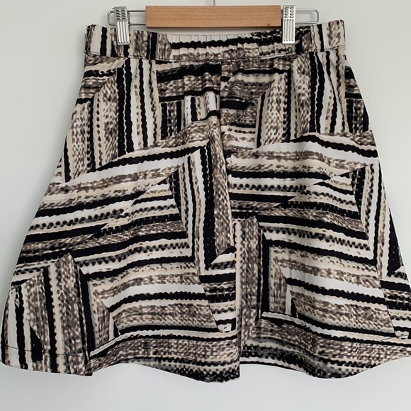 A.N.A Skirt - Picture 4 of 8